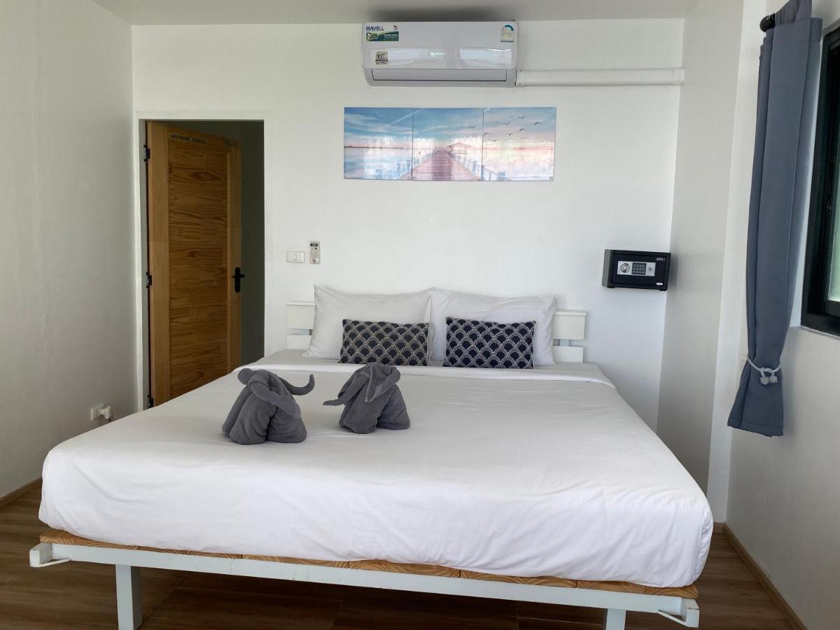 Patong Sunset Villa Phuket Екстер'єр фото